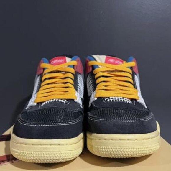 Air Jordan  Bred - Picture 2 of 7